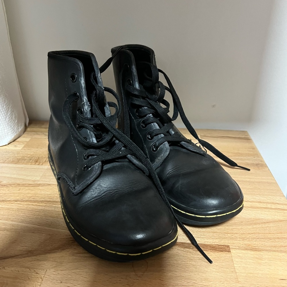 Doc Martens size 6 black